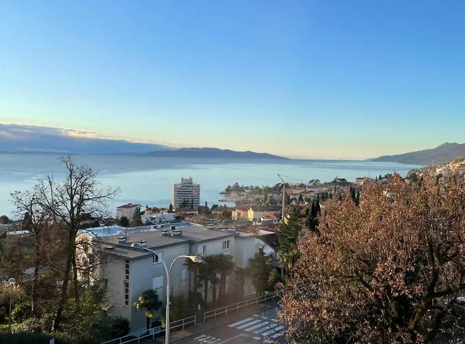 - Ocean & Sea Breeze Apartment Opatija